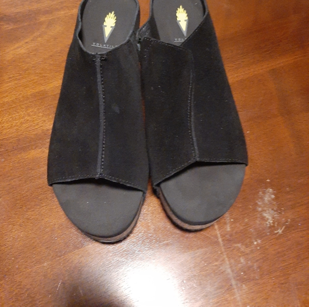 Suede summer slides